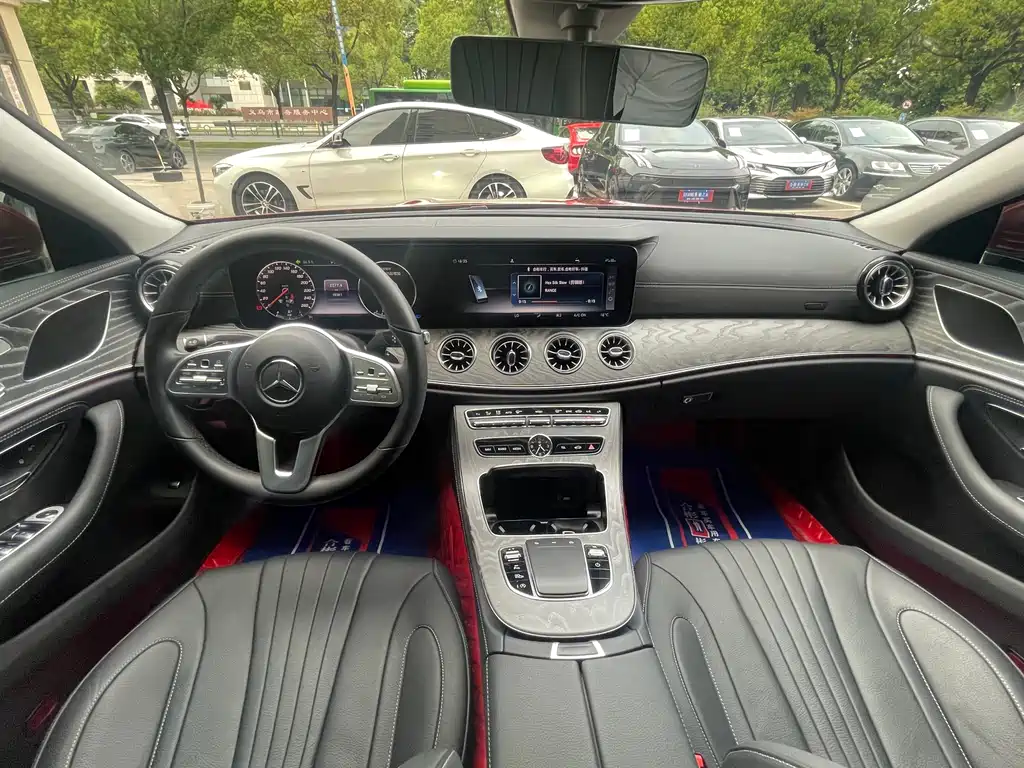 Mercedes-Benz CLS 2020 — фото 21