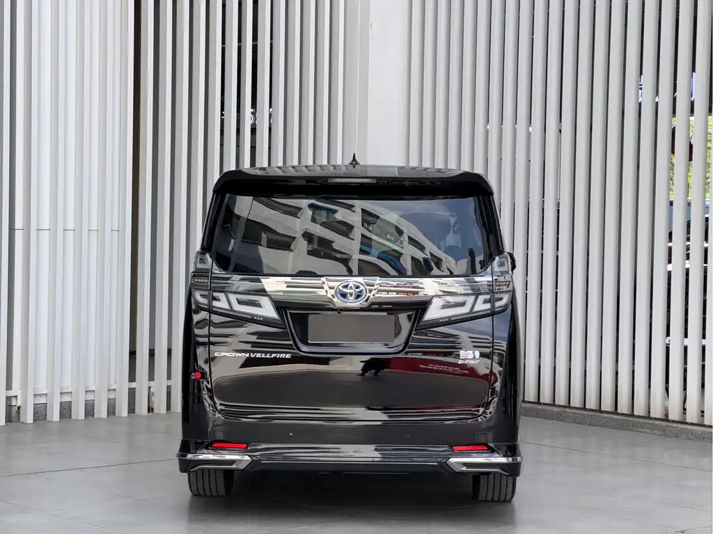 Toyota Vellfire 2022 — фото 5