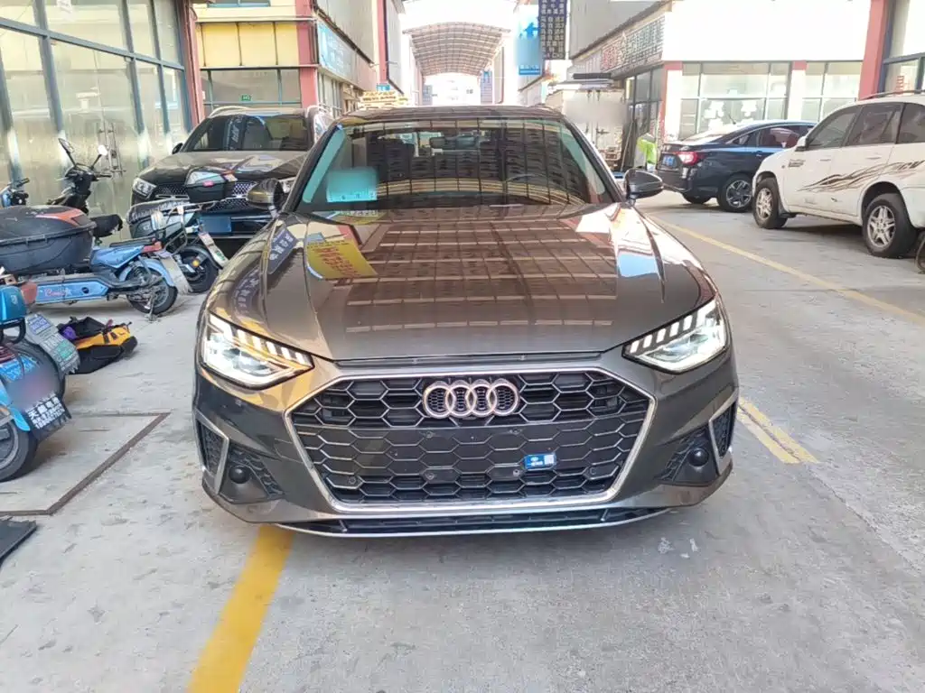Audi A4L 2022
