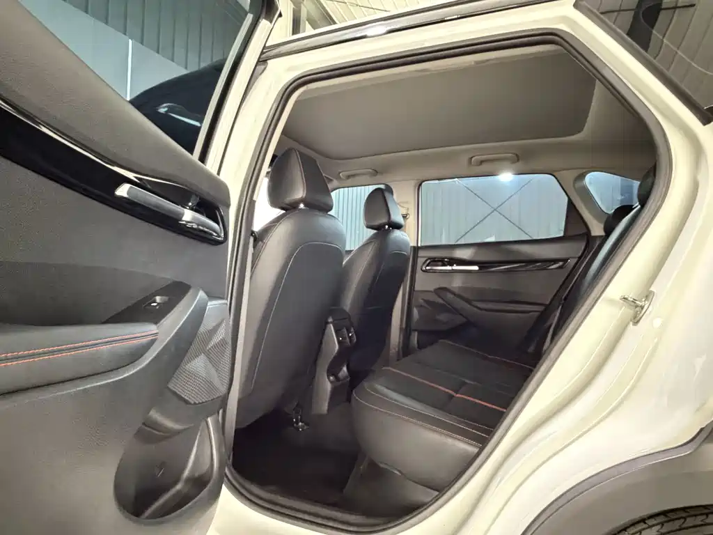 Kia KX3 2022 — фото 14
