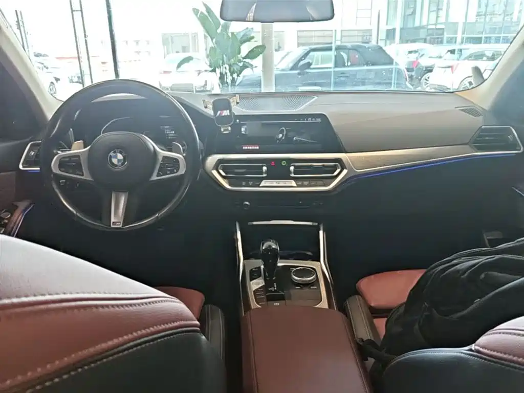 BMW 3 Series 2021 — фото 10