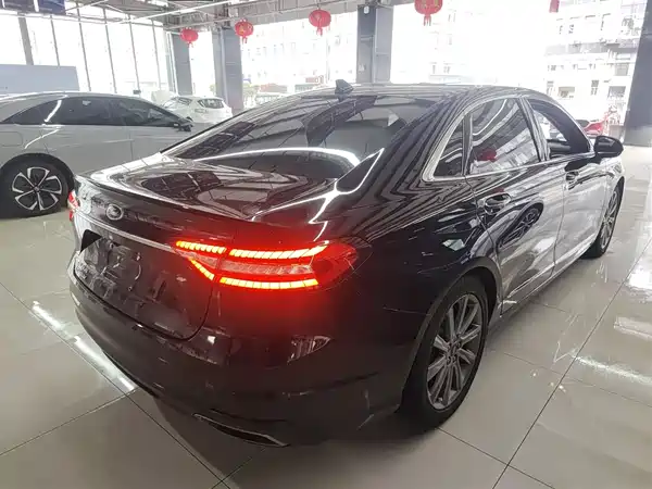 Ford Taurus 2019