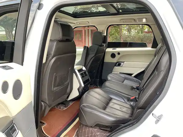 Land Rover Range Rover Sport 2014