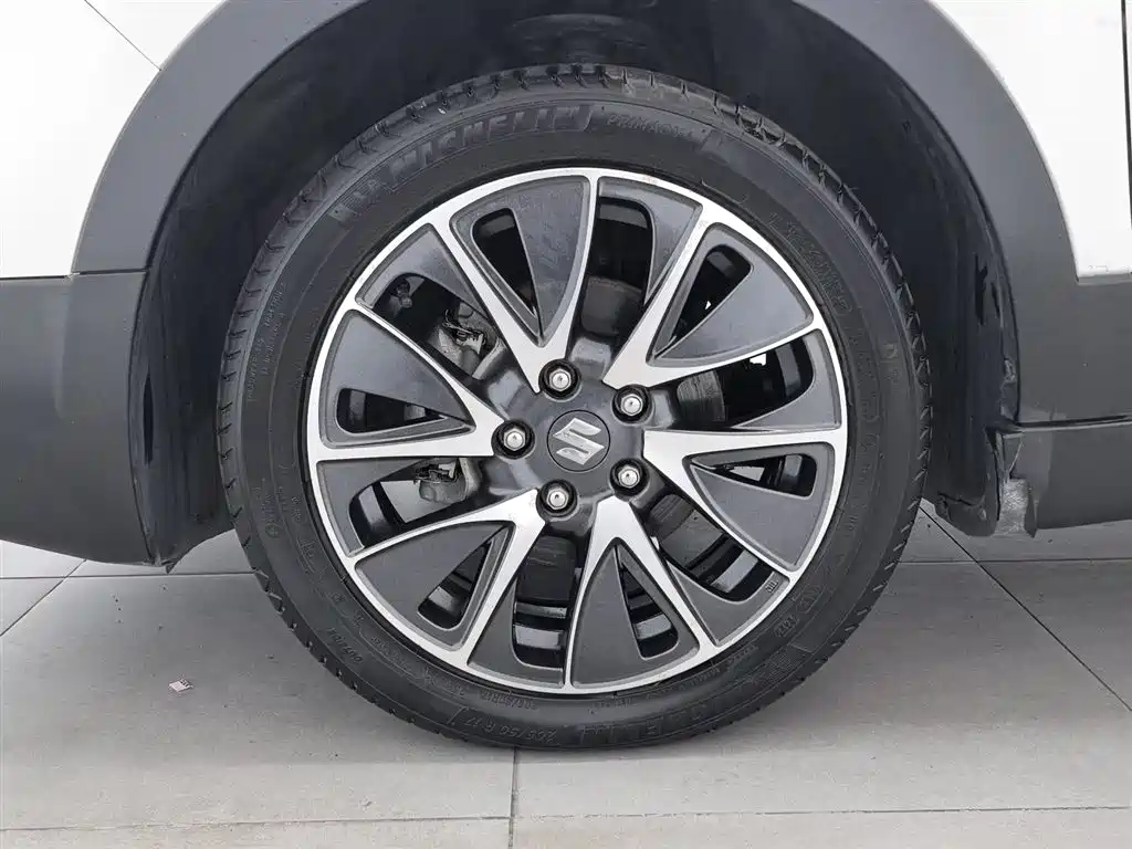 Suzuki S-Cross 2015 — фото 17