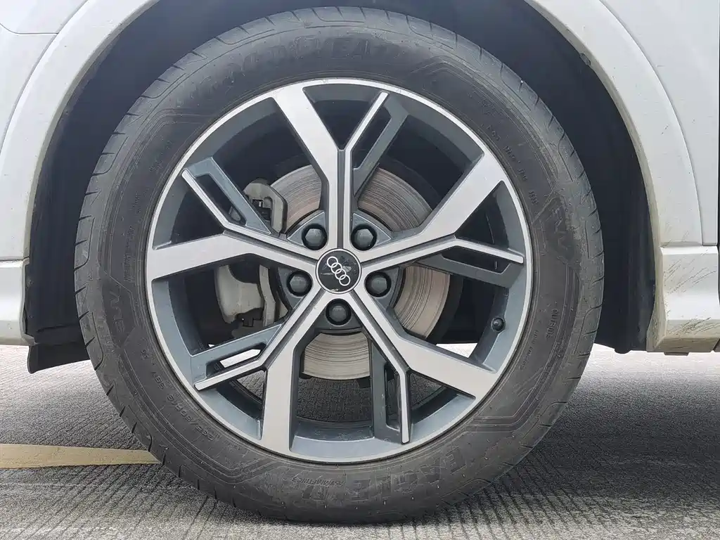 Audi Q3 Sportback 2022 — фото 16