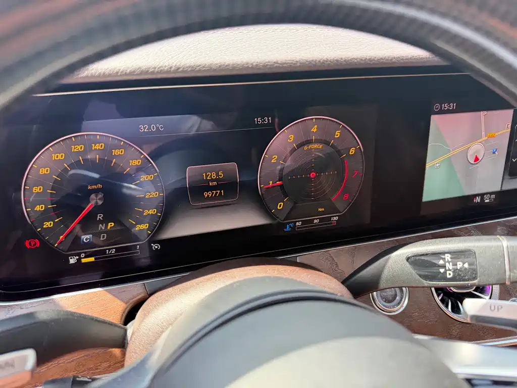 Mercedes-Benz E-Class 2019 — фото 10