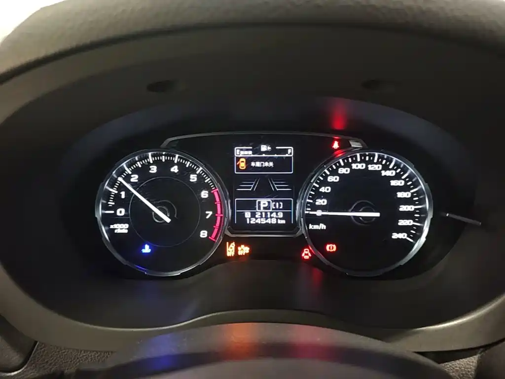 Subaru Forester 2018 — фото 12