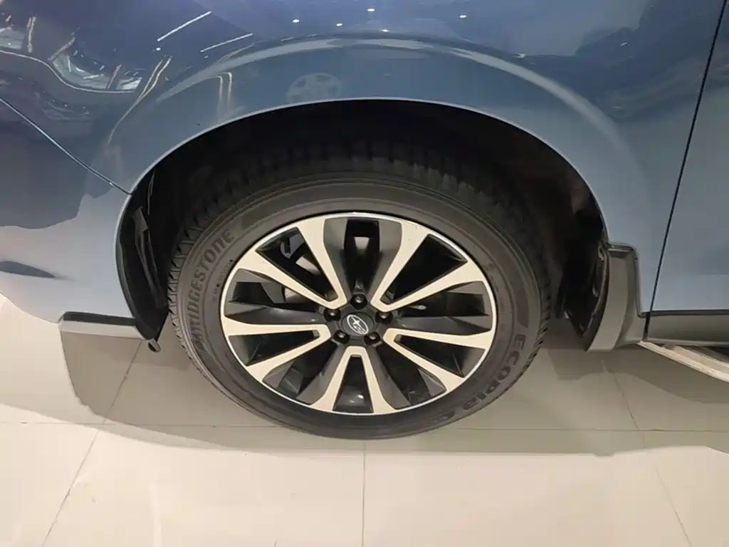 Subaru Forester 2018 — фото 23