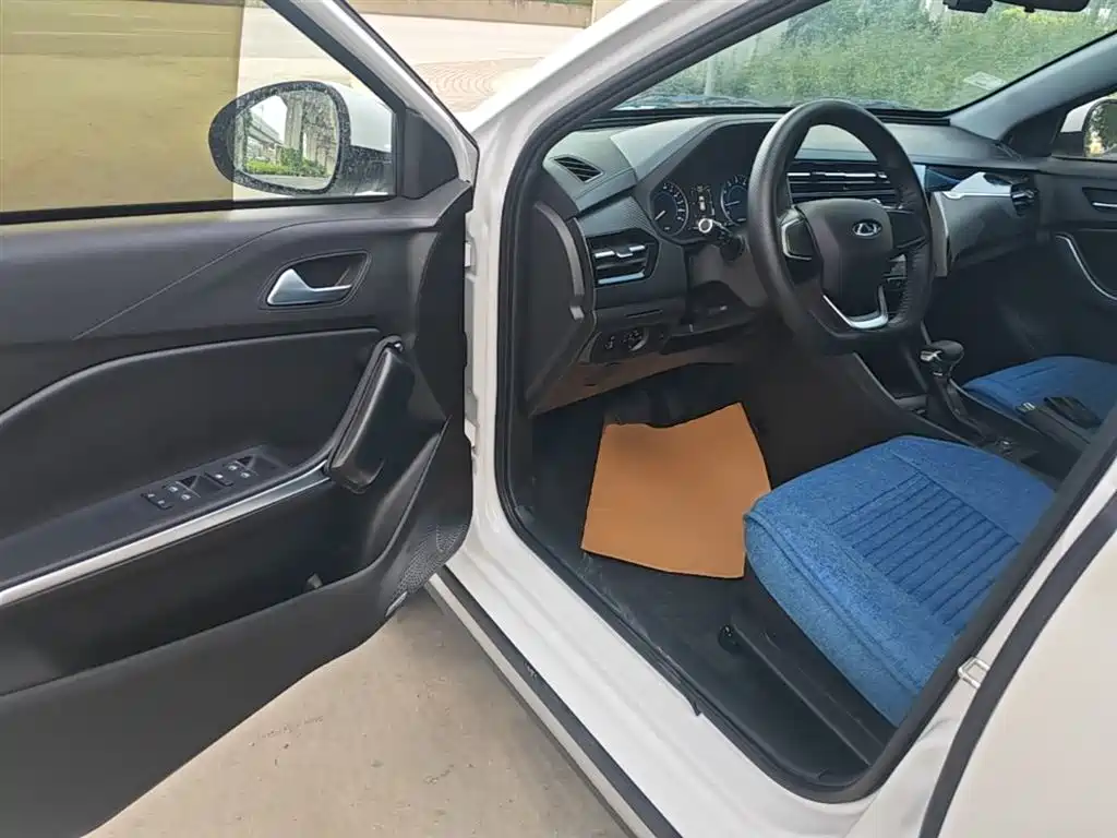 Chery Tiggo 3x 2025 — фото 16