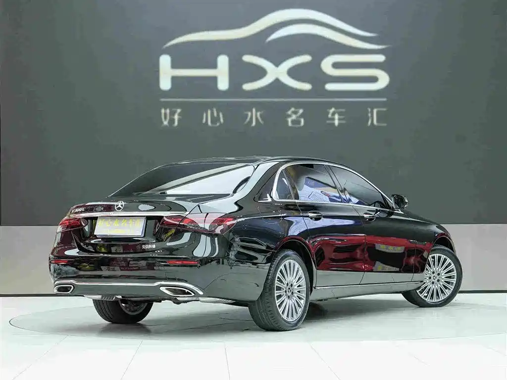 Mercedes-Benz E-Class 2023 — фото 4