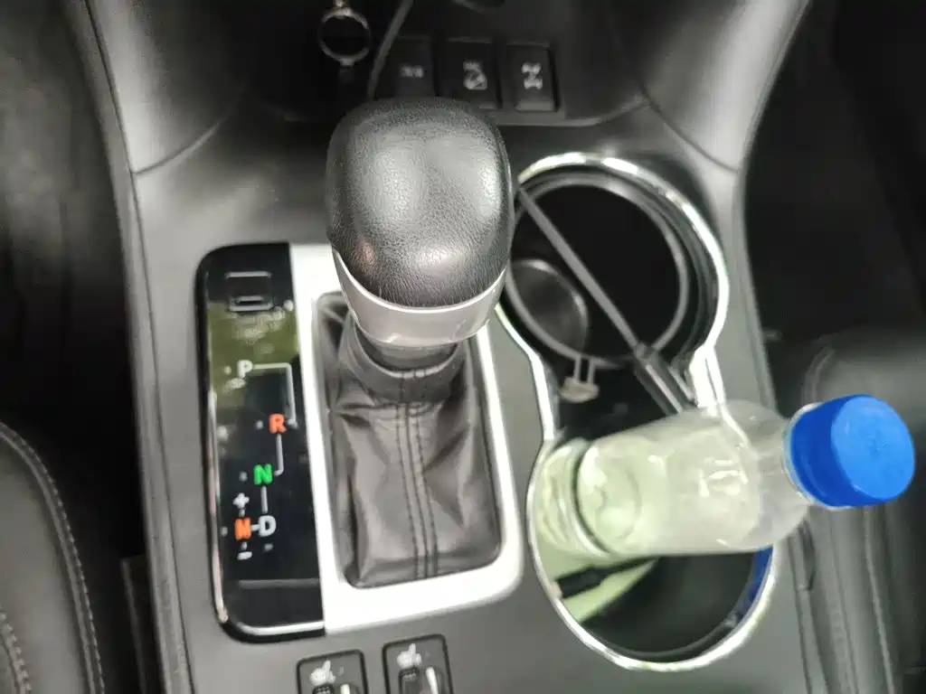 Toyota Highlander 2018 — фото 10