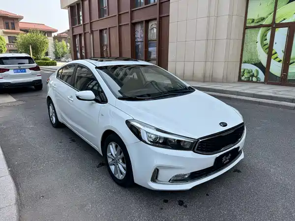 Kia K3 2016