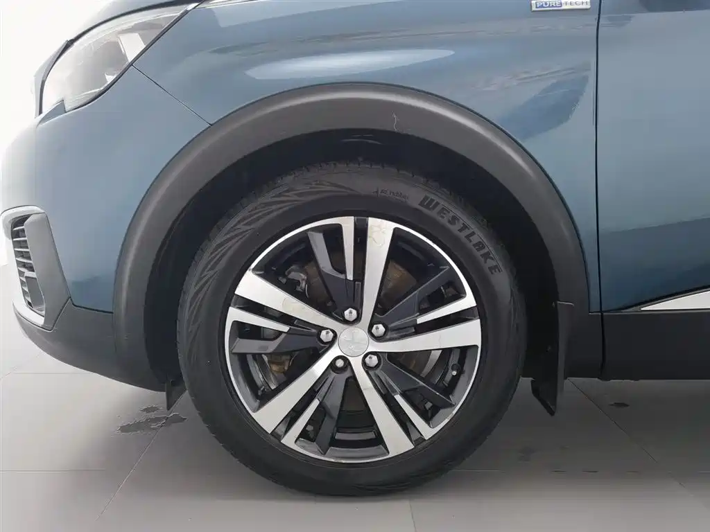 Peugeot 5008 2018 — фото 17