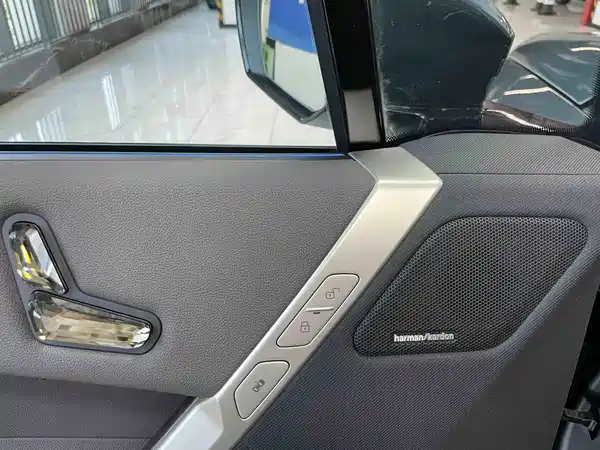 BMW iX 2023