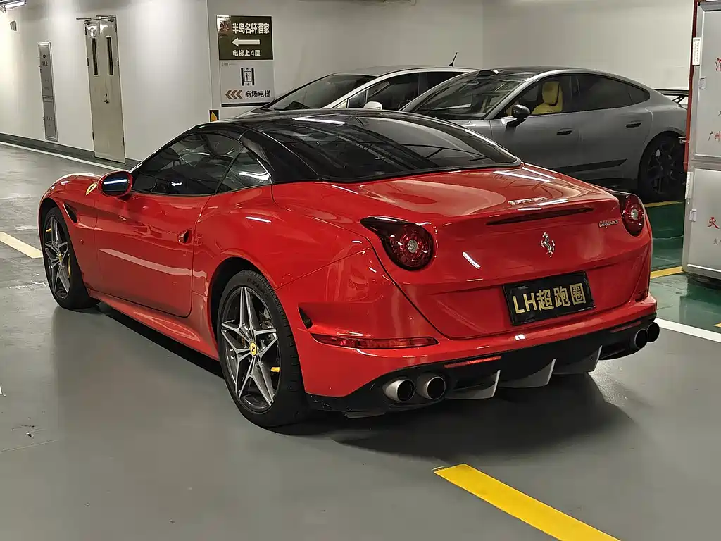 Ferrari California T 2015 — фото 11