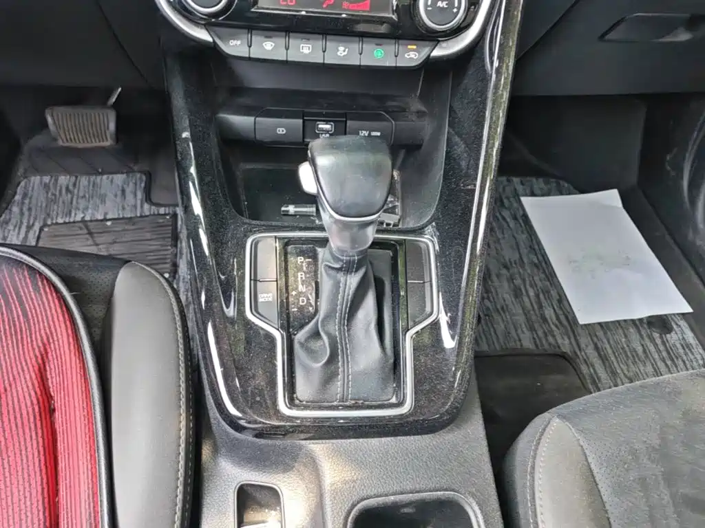 Kia Sportage 2021 — фото 14