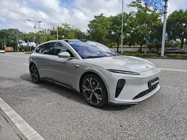 NIO ET5T 2024
