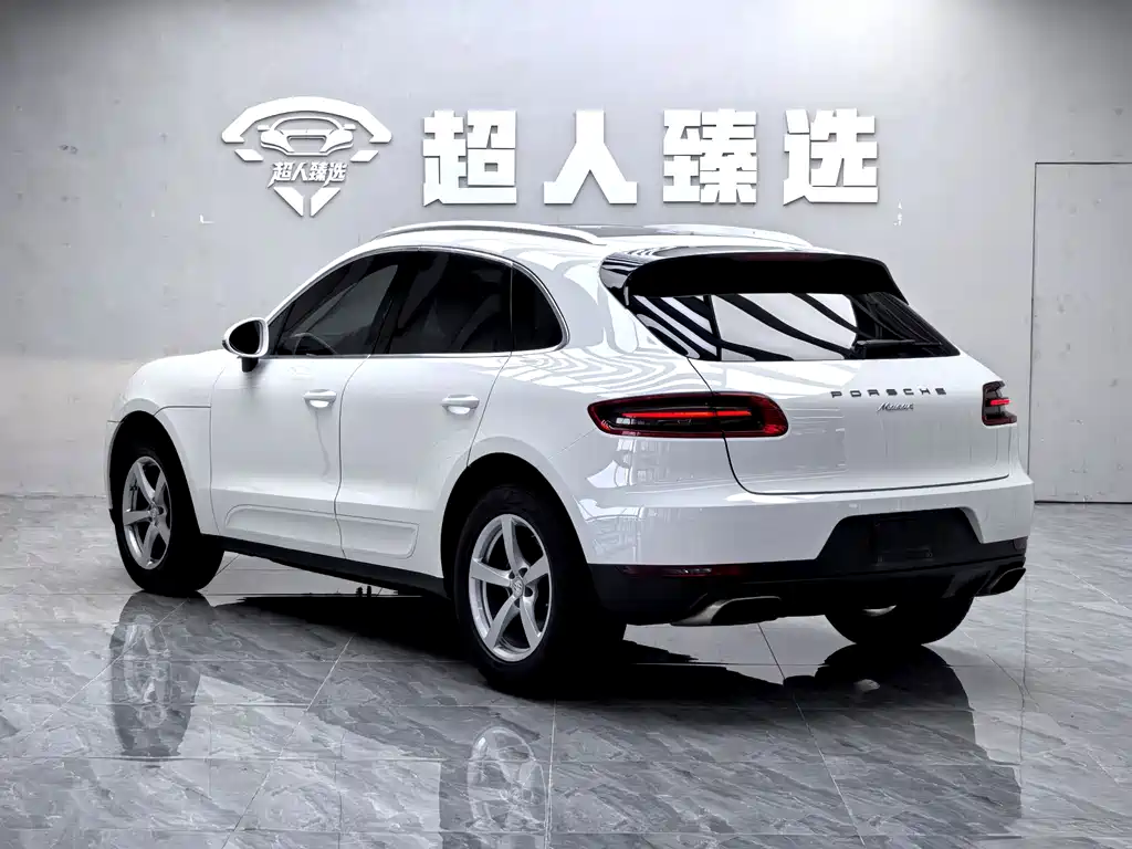 Porsche Macan 2016 — фото 15