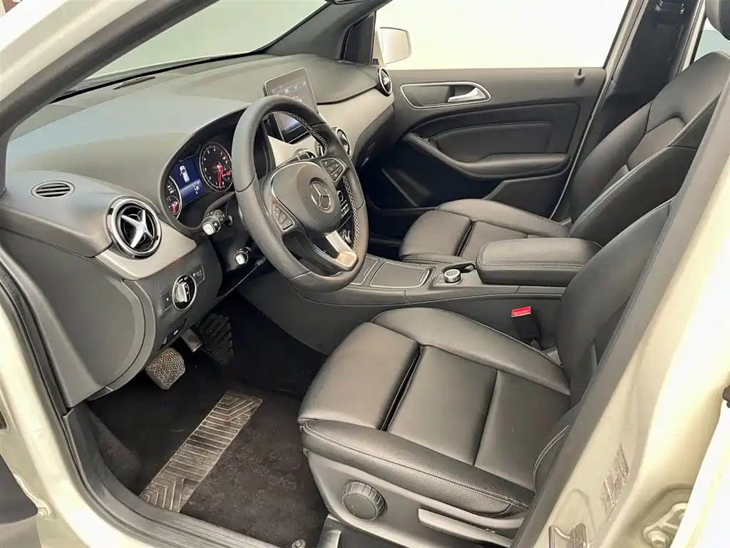 Mercedes-Benz B-Class 2019