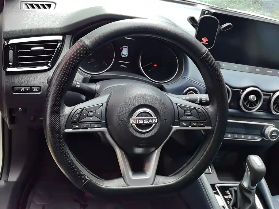 Nissan Qashqai 2025 — фото 15