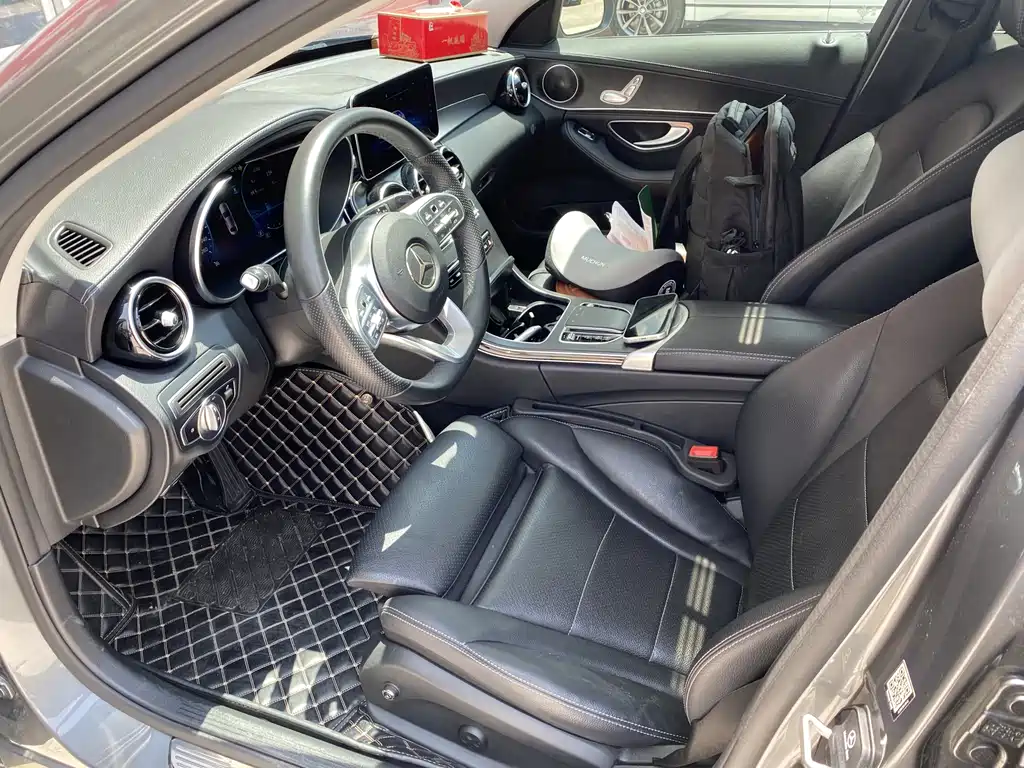 Mercedes-Benz C-Class 2020 — фото 31