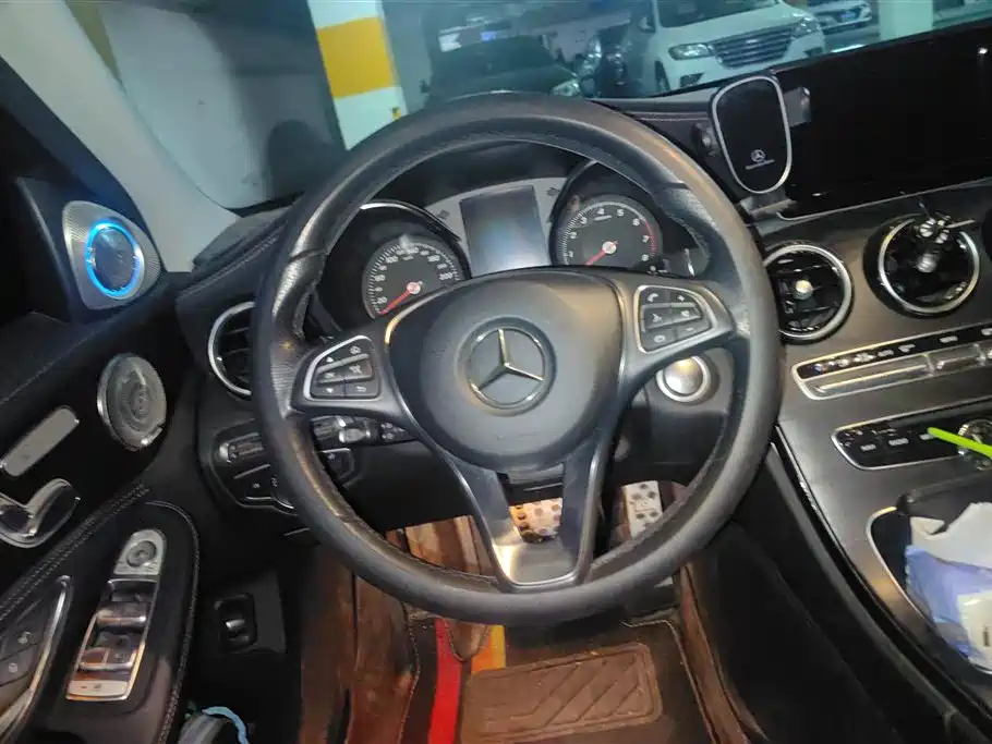 Mercedes-Benz C-Class 2017 — фото 15