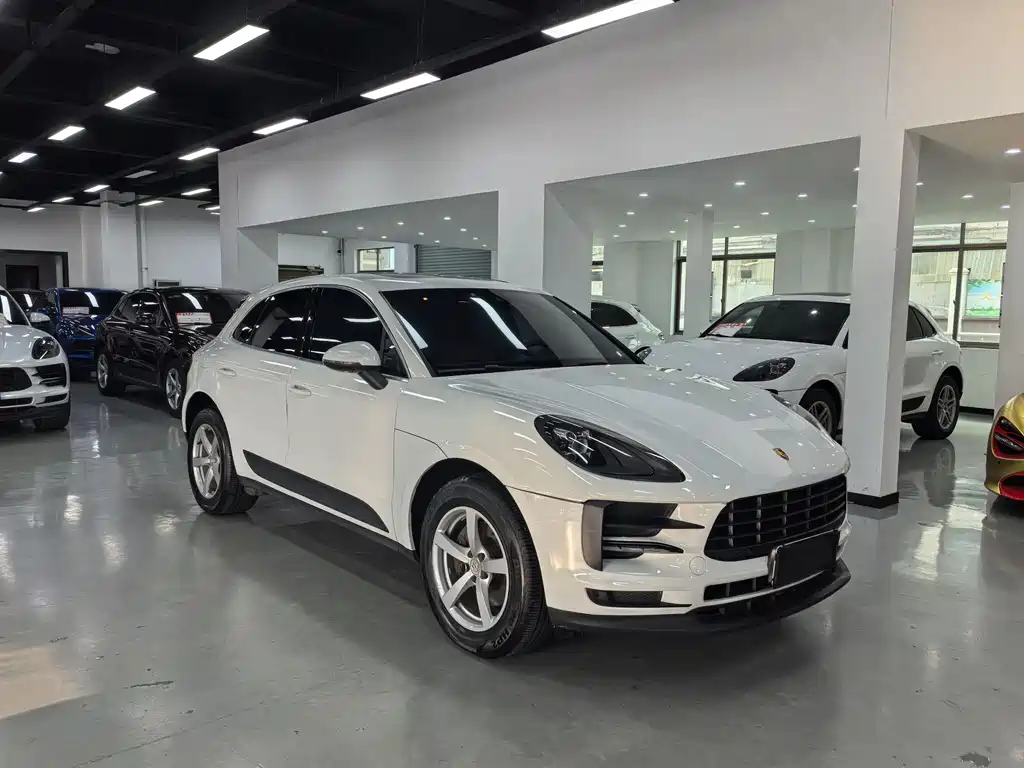 Porsche Macan 2018 — фото 3