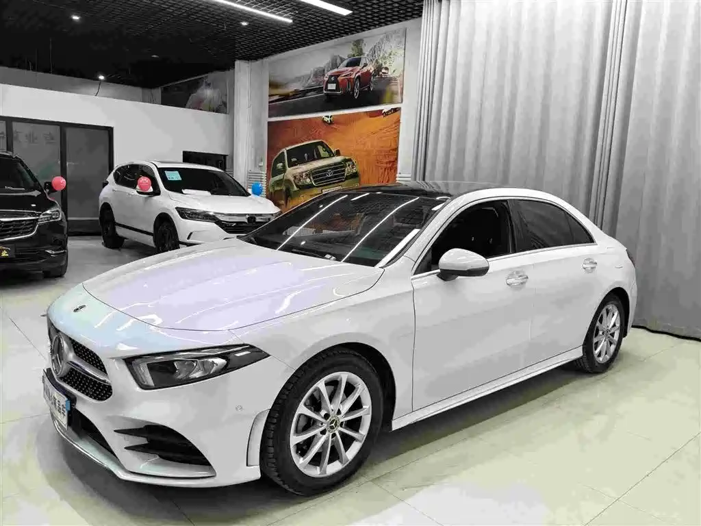 Mercedes-Benz A-Class 2021 — фото 1