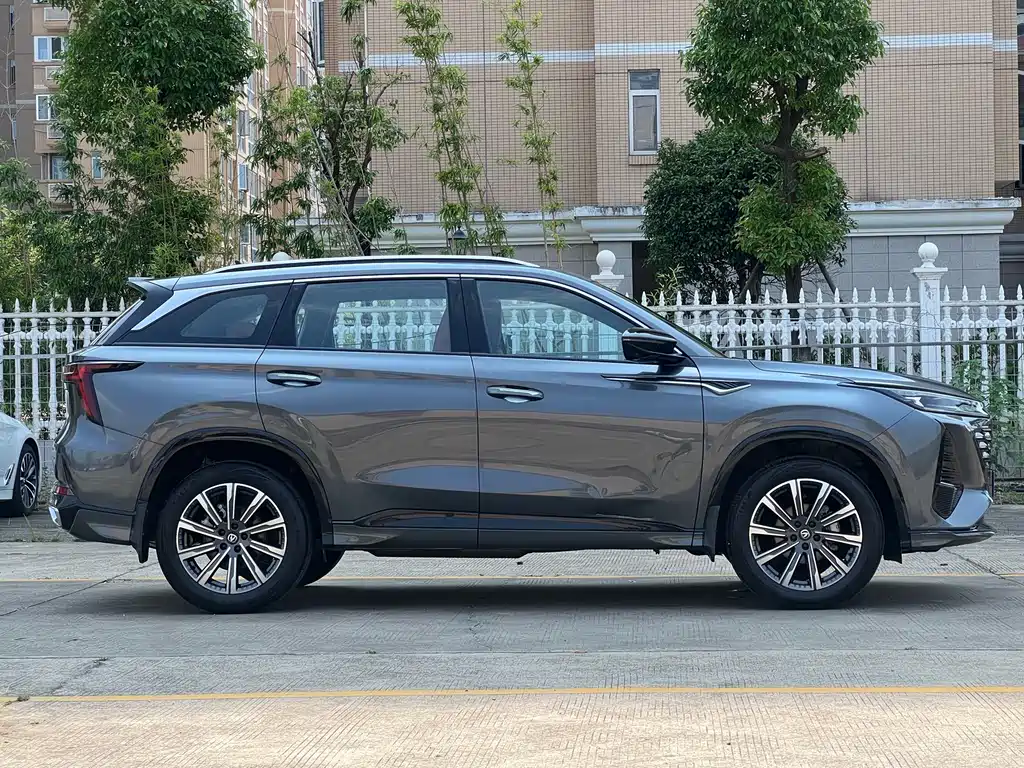 Changan CS75 PLUS 2026 — фото 36