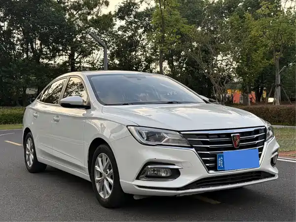 Roewe i5 2020