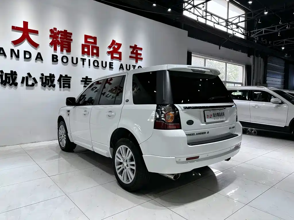 Land Rover Freelander 2 2014 — фото 17
