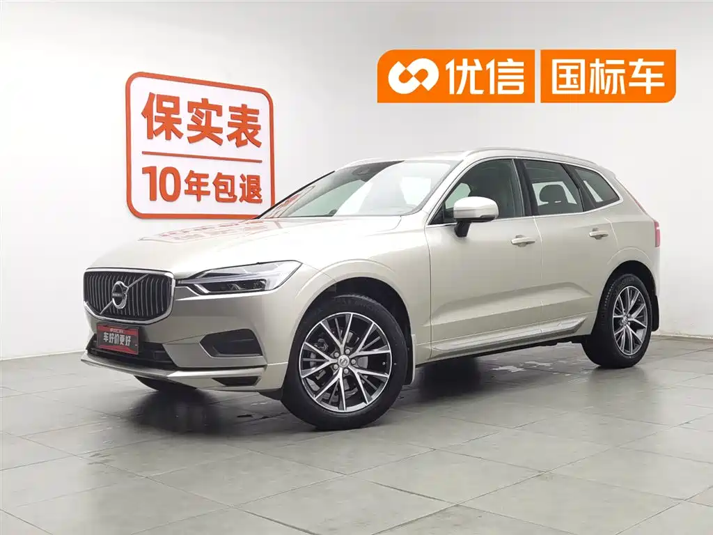 Volvo XC60 2018 — фото 1
