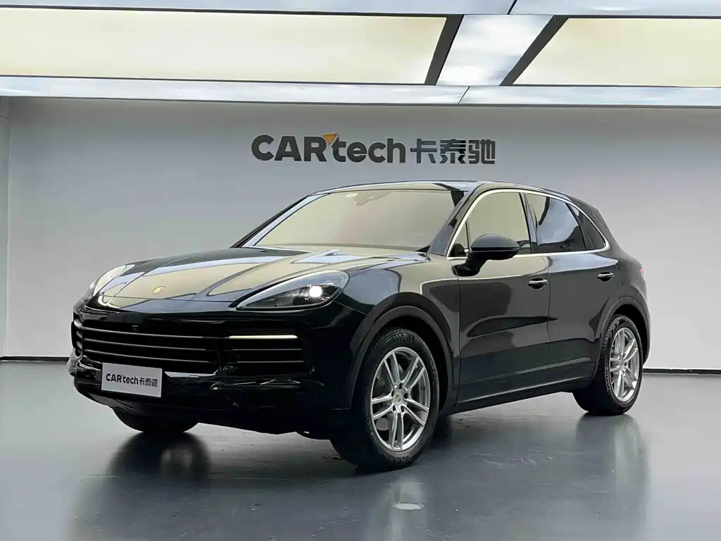 Porsche Cayenne 2018 — фото 1