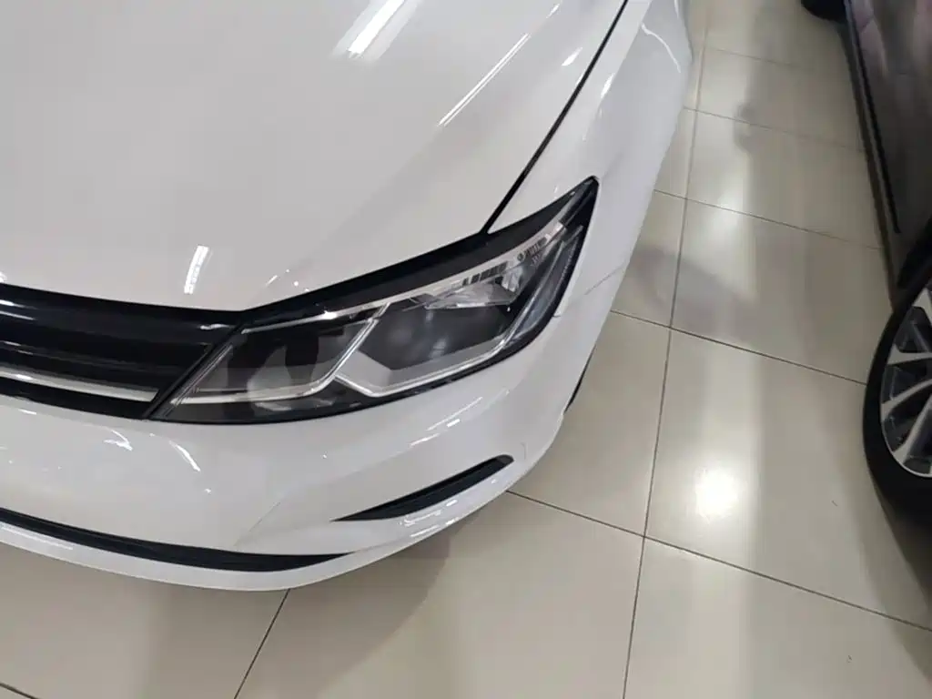 Volkswagen Lamando 2018 — фото 24