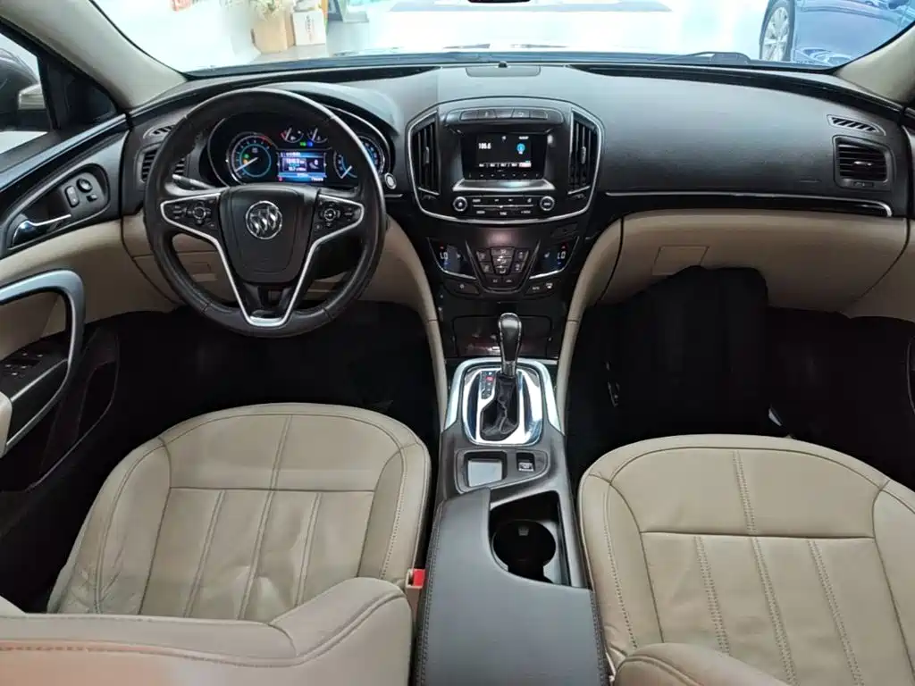 Buick Regal 2014 — фото 10