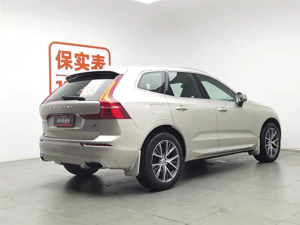 Volvo XC60 2018 — фото 2