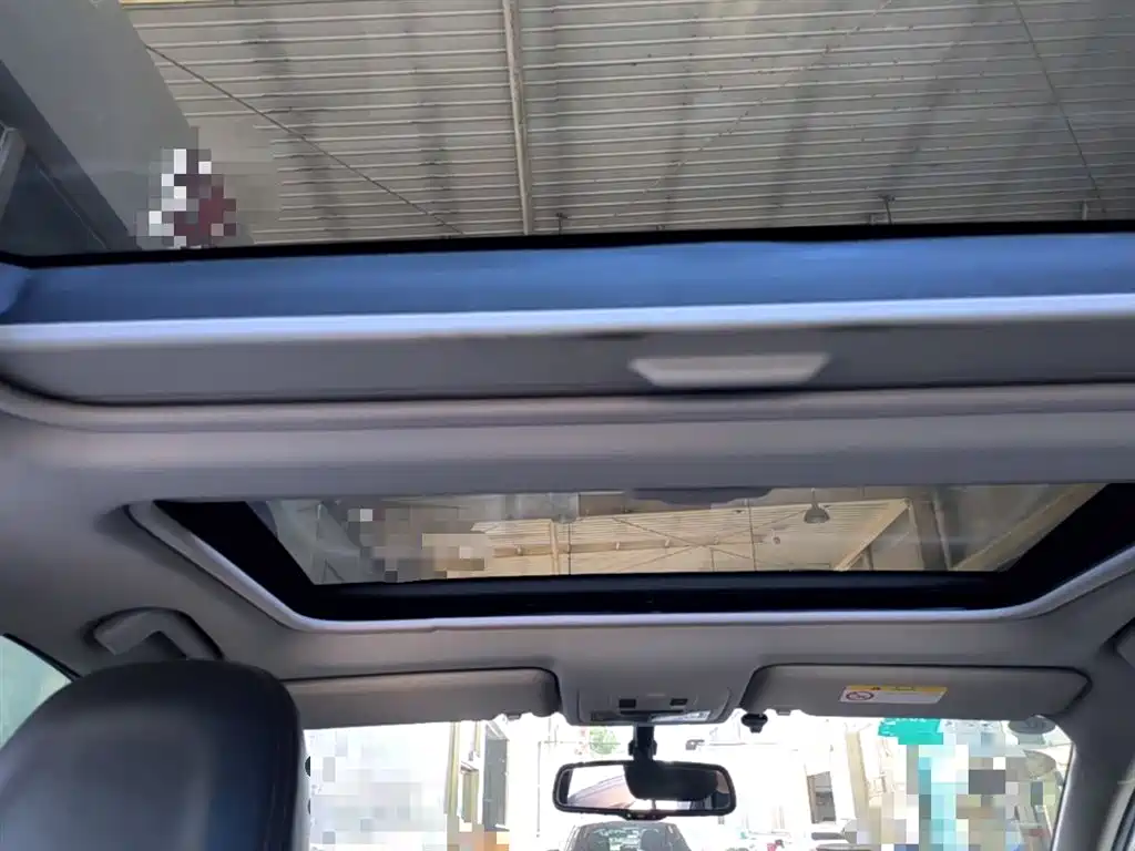 Toyota RAV4 2015 — фото 18