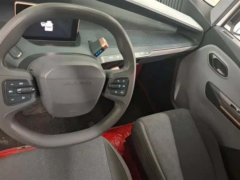 Wuling Nano EV 2022 — фото 16