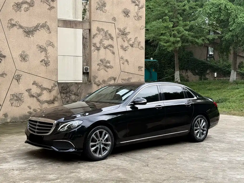 Mercedes-Benz E-Class 2019