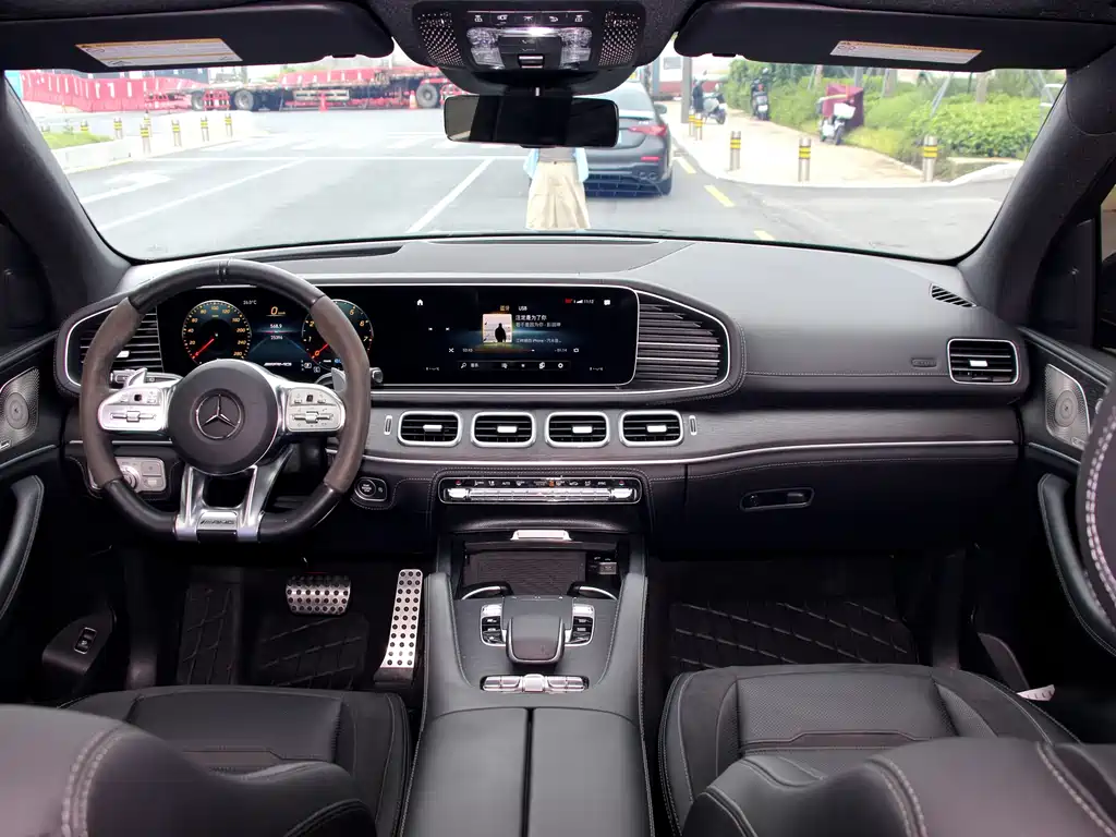 Mercedes-Benz GLE AMG 2024 — фото 5