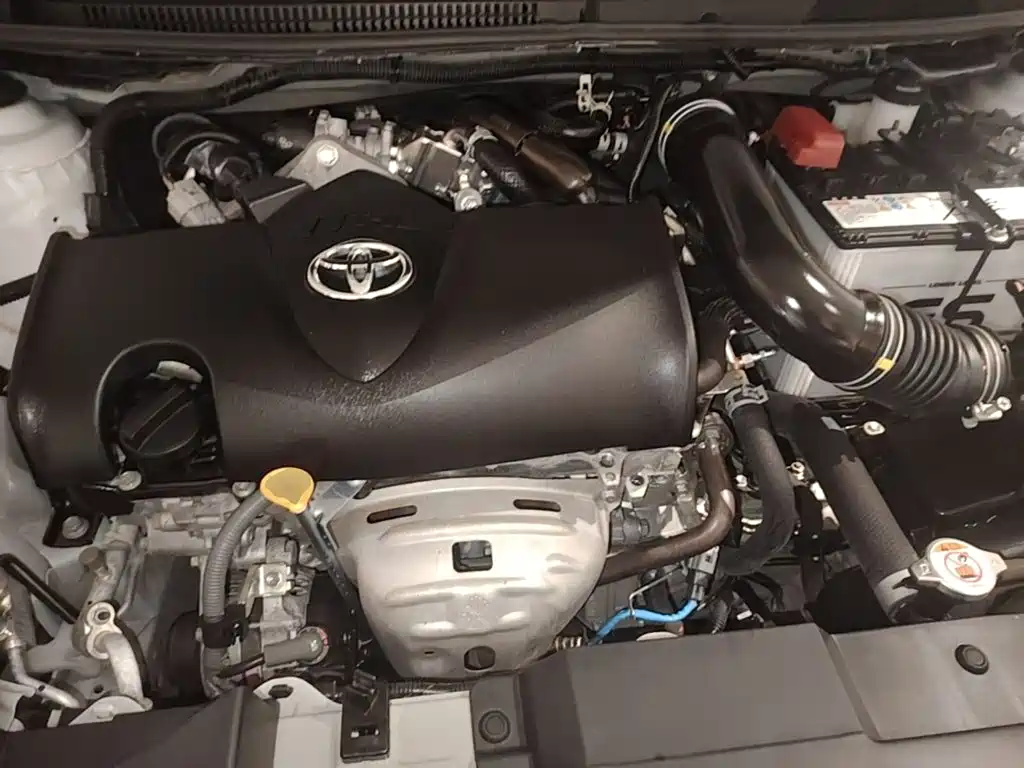 Toyota Yaris L 2023 — фото 20
