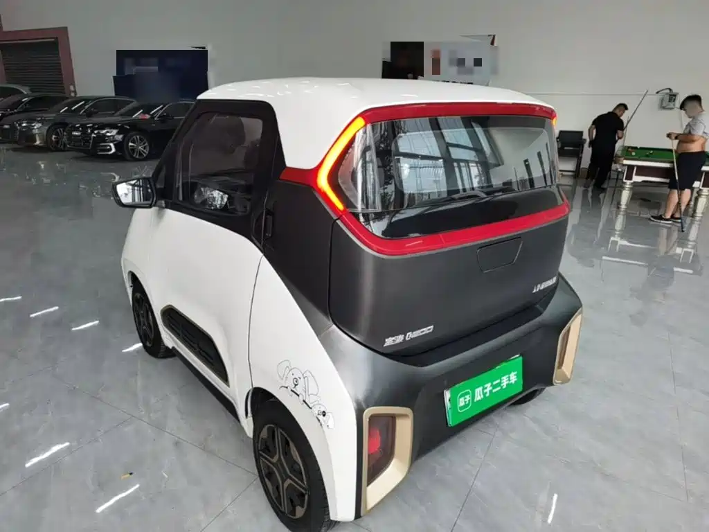 Baojun E200 2019