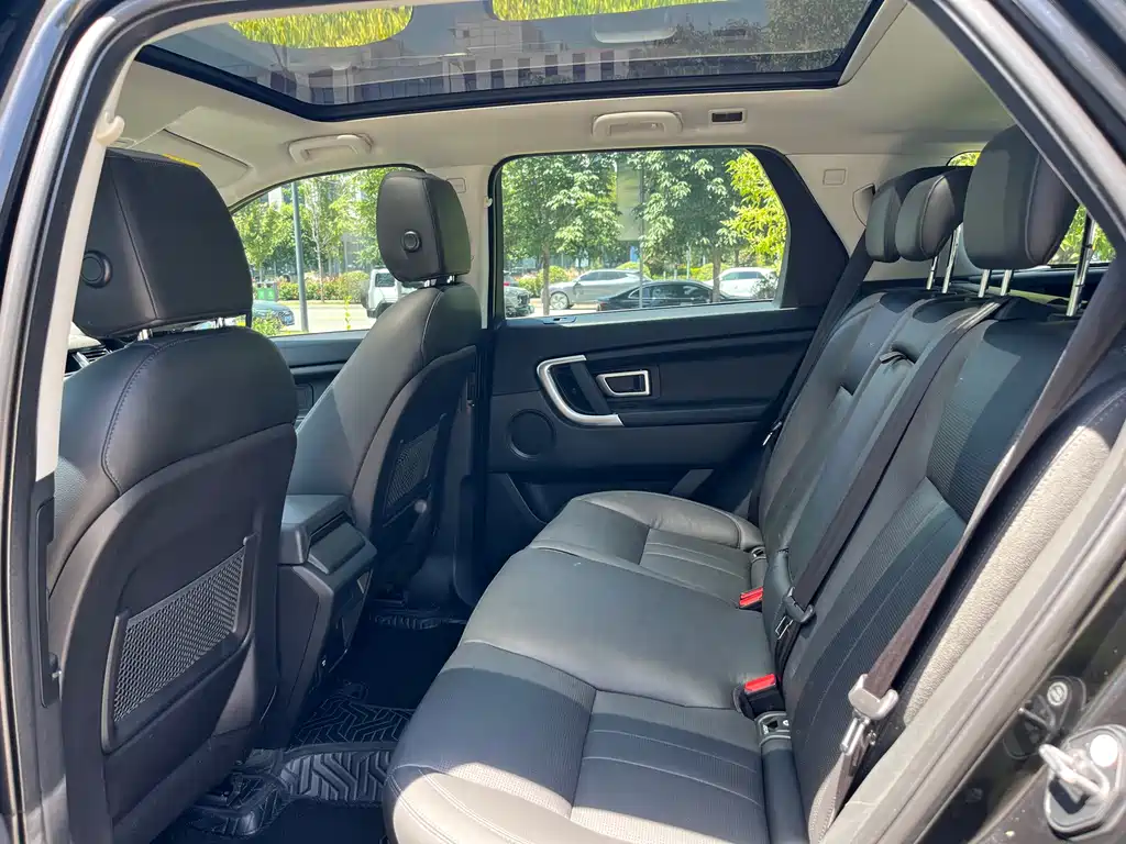 Land Rover Discovery Sport 2018 — фото 8