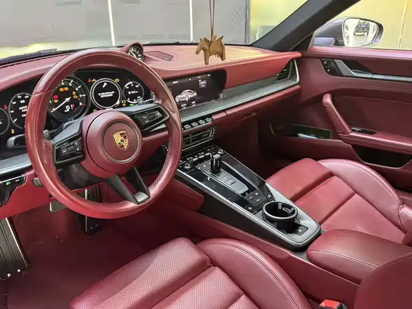 Porsche 911 2020