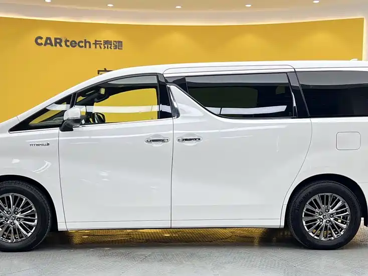 Toyota Alphard 2020 — фото 7