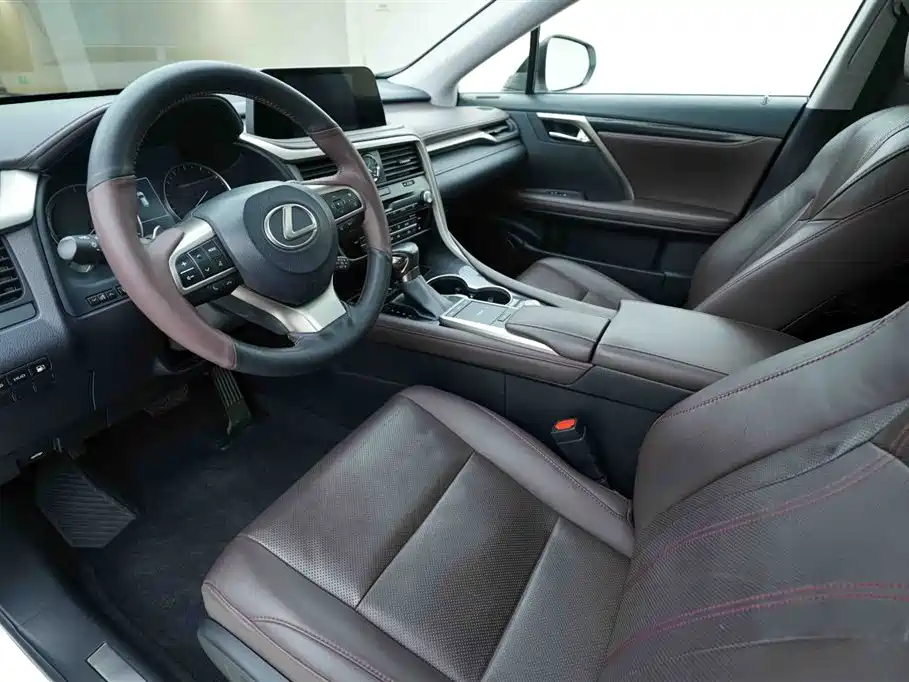 Lexus RX 2022 — фото 10