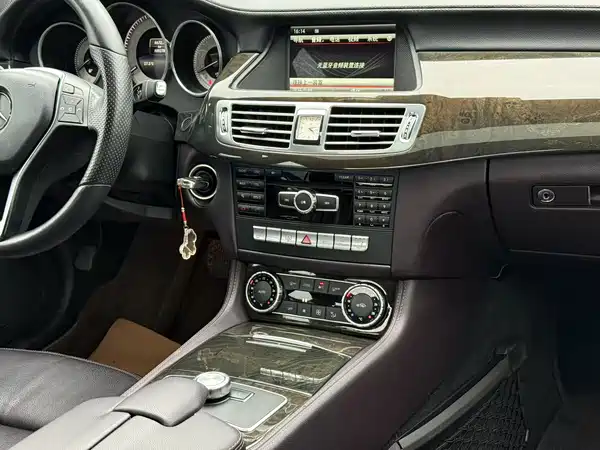 Mercedes-Benz CLS 2014