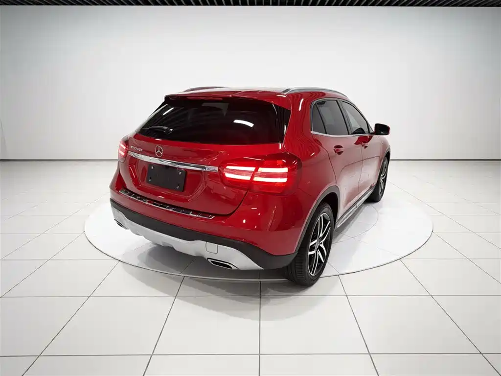Mercedes-Benz GLA 2018 — фото 7