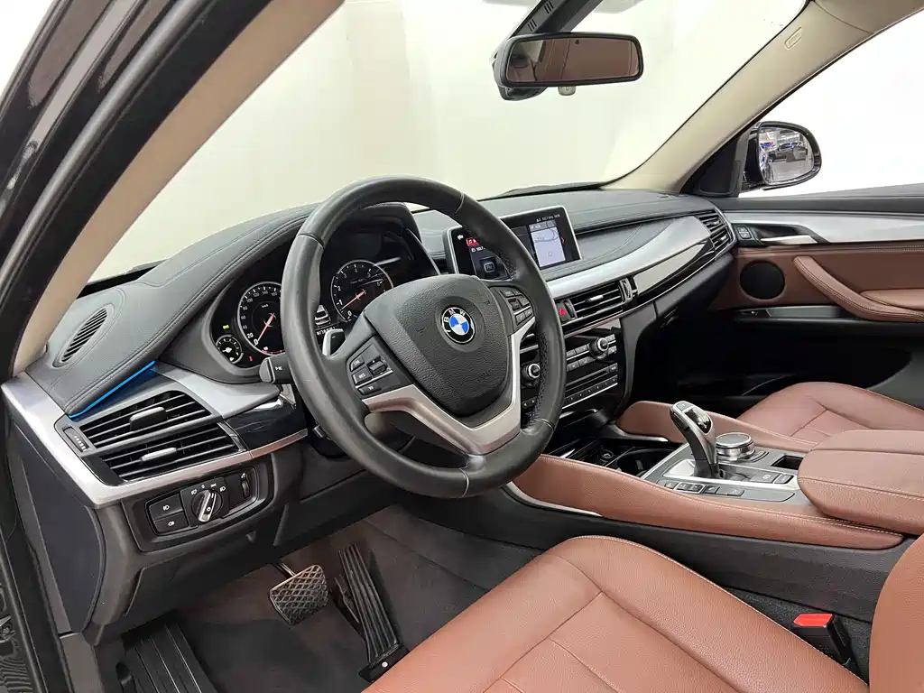 BMW X6 2019 — фото 10