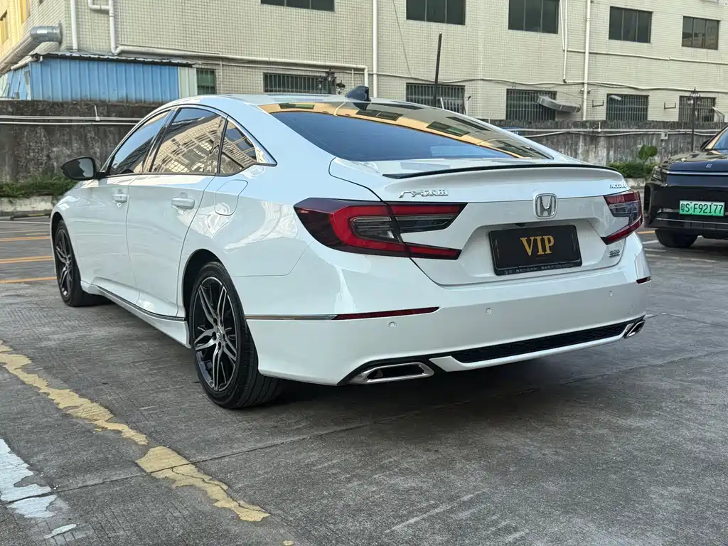 Honda Accord 2022 — фото 4